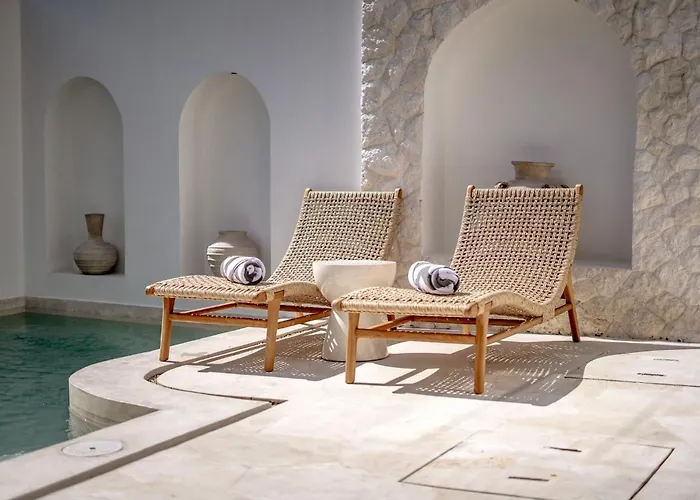 Casa Blanche Villa *